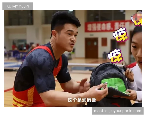 石智勇一脱鞋柜那画面，随手一摆比我整套家当还值钱，笑死我了